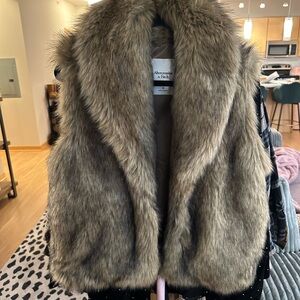 Abercrombie & Fitch Tan Faux Fur Vest
